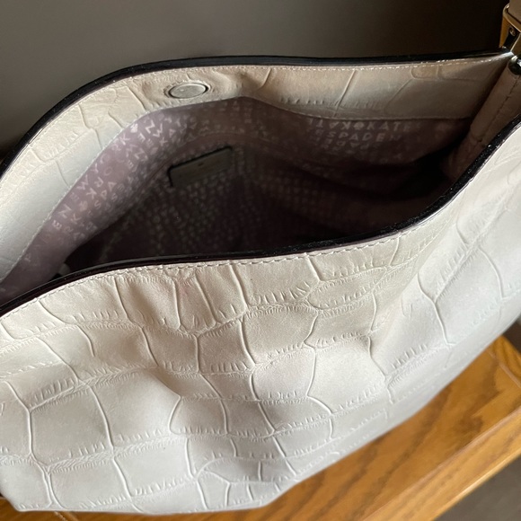 Kate spade purse - Picture 3 of 3